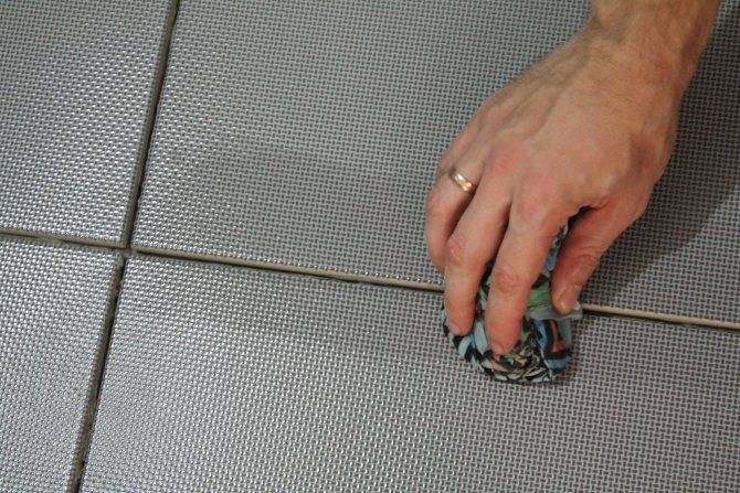 Затирка швов напольной плитки: пошаговая инструкция