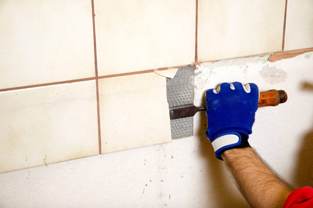 Как обновить плитку на полу, не покупая новую, и другие хитрости для тех, кто делает ремонт дома своими руками - все о строительстве