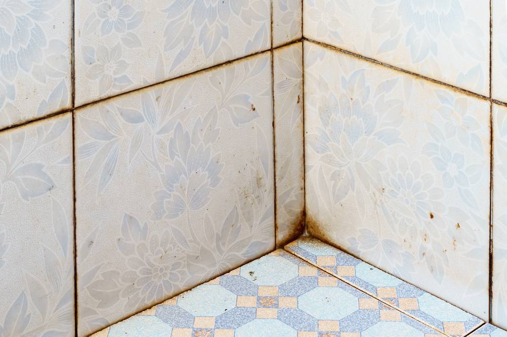 Как почистить швы между плиткой в ванной в домашних условиях