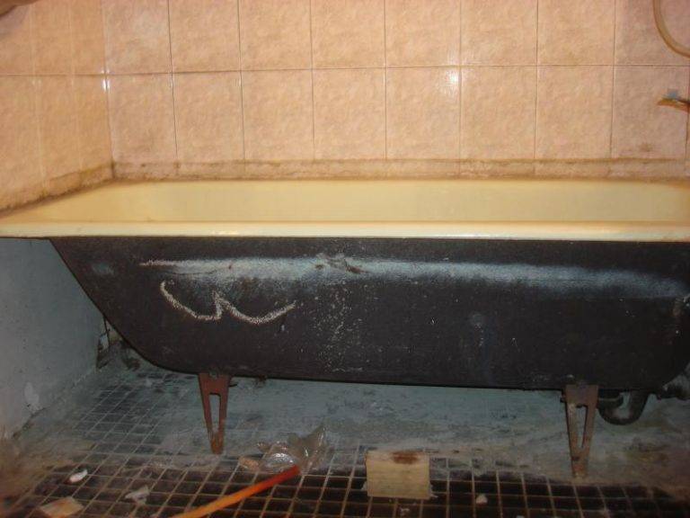 Демонтаж ванны или как разбить чугунную ваннузаработок на дому