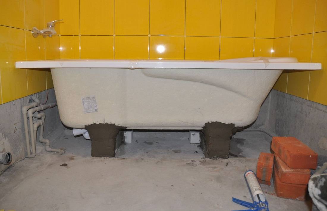 Укладка плитки на стену в ванной своими руками