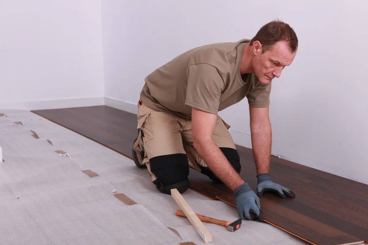 При ремонте что сначала нужно делать — стены или пол: советы профессионалов