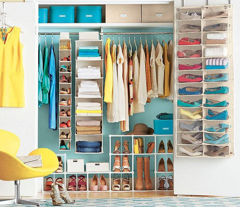 Как навести порядок в шкафу с одеждой – 8 секретов для хозяек