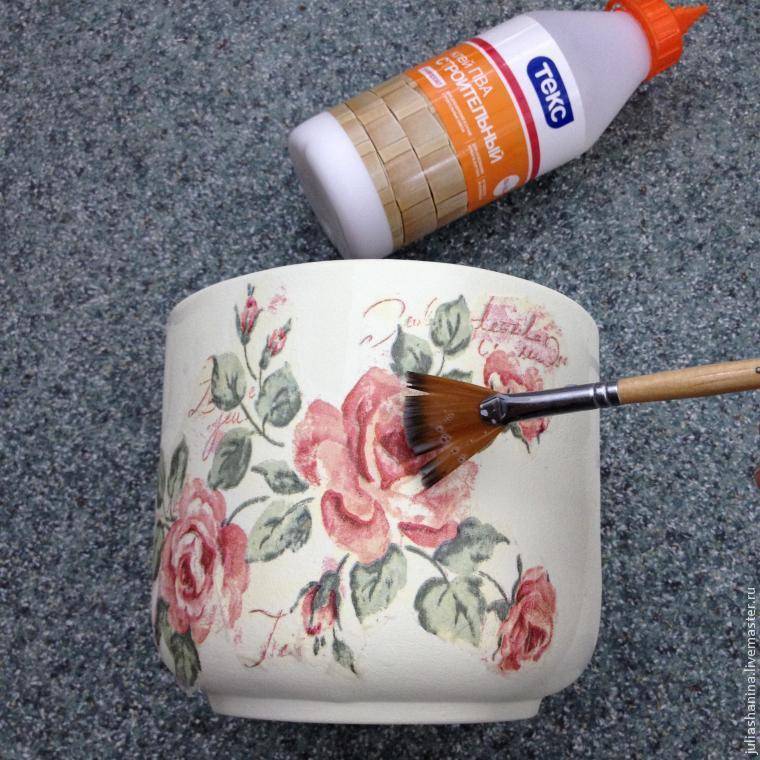 Как выбрать лак или краску для плитки из керамики, инструкция по нанесению и техника безопасности