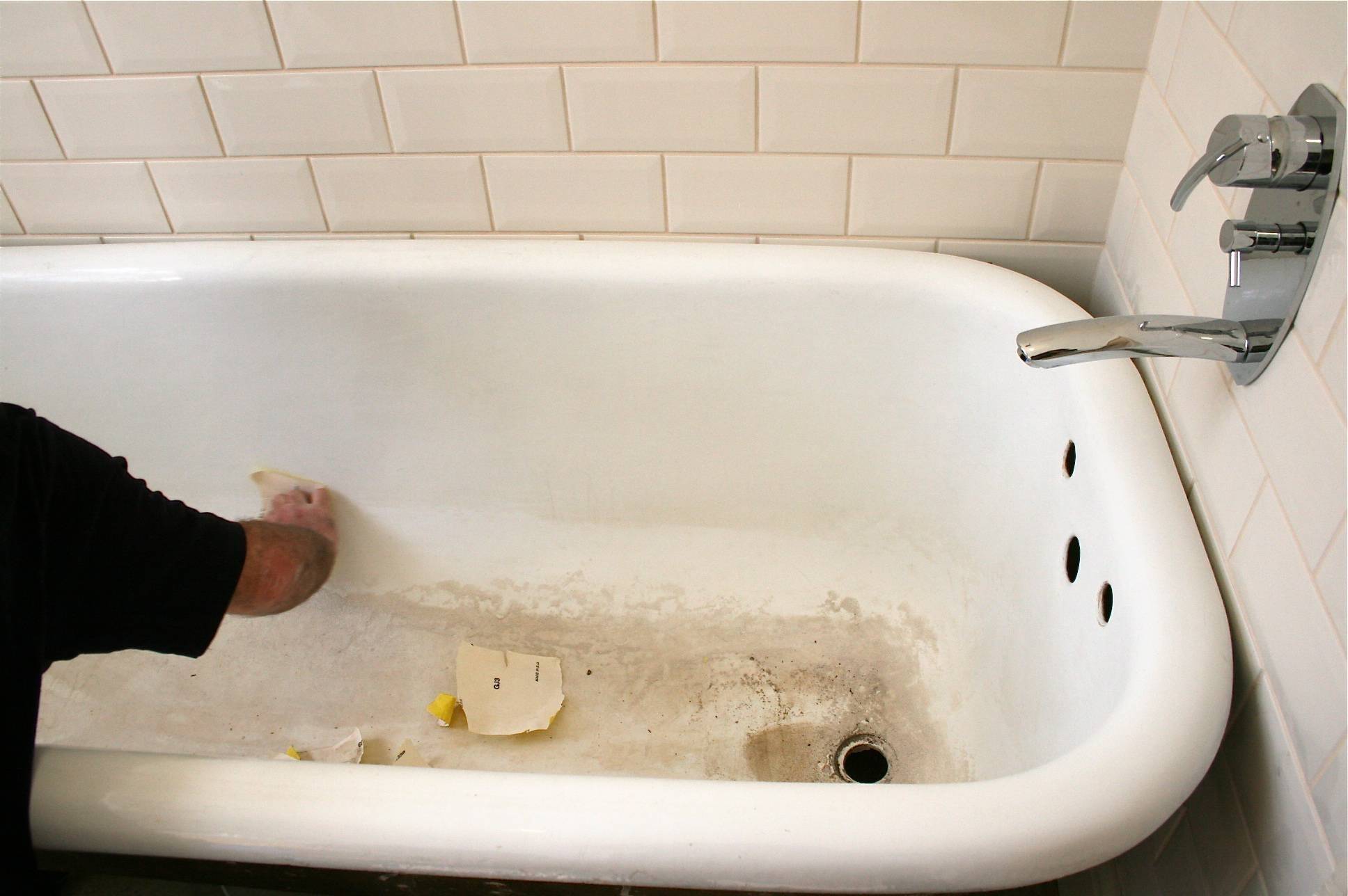 Как убрать скол эмали в ванной - ремонт и заделка царапин