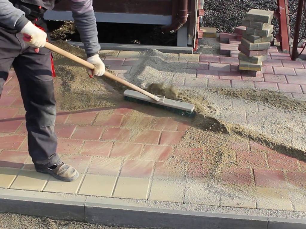 Как своими руками сделать тротуарную плитку: порядок работ