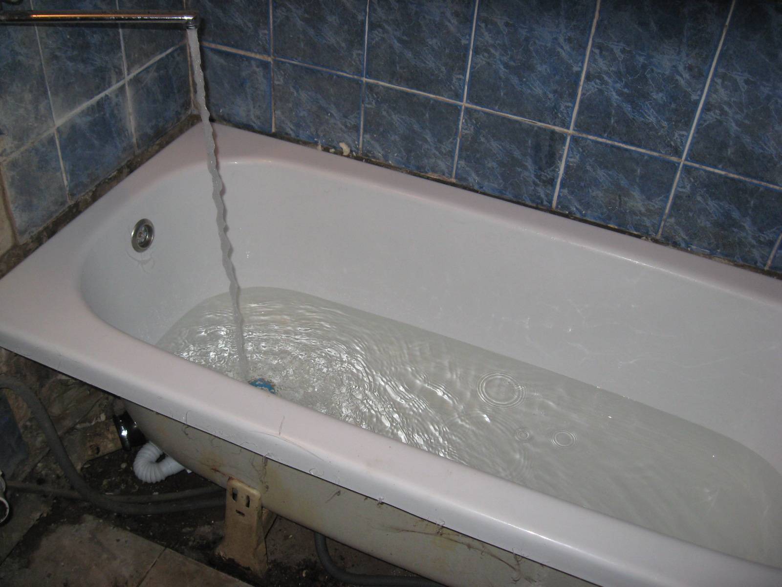 Акриловые вставки в ванны: отзывы покупателей :: syl.ru