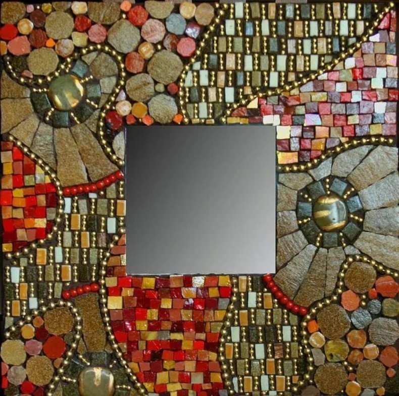 Стеклянная мозаика, сделанная своими руками, украсит любое помещение