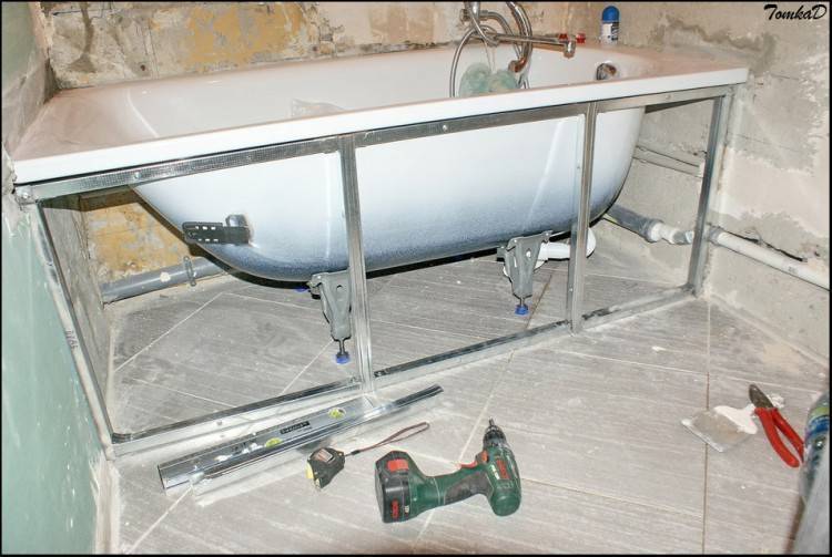 Как установить экран под ванной: особенности монтажа раздвижного, пластикового