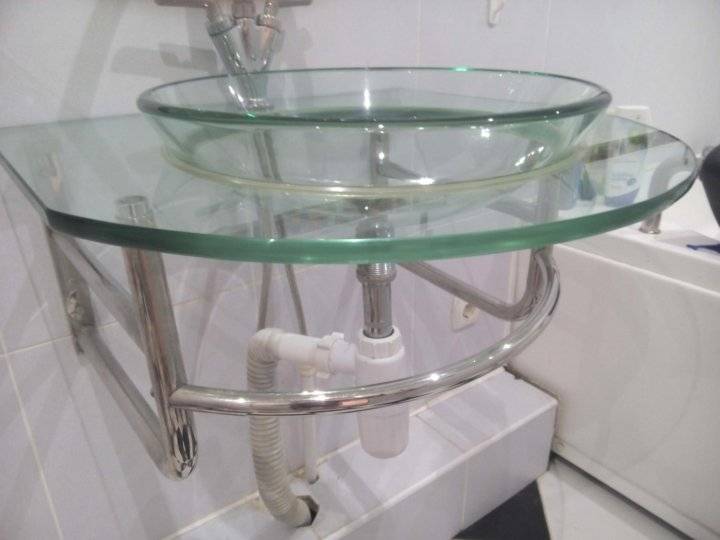 Стеклянная раковина в ванную комнату, какую выбрать — плюсы и минусы (фото, видео)