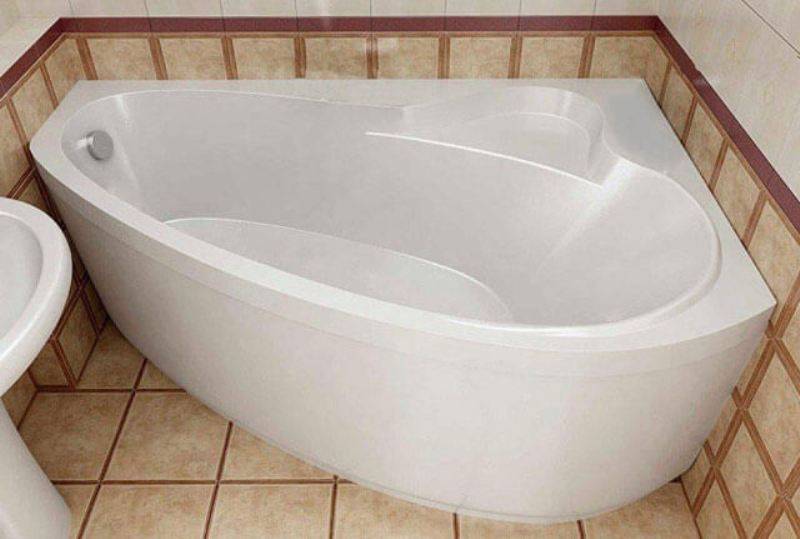 Какую выбрать акриловую ванну и на что обращать внимание при выборе в первую очередь