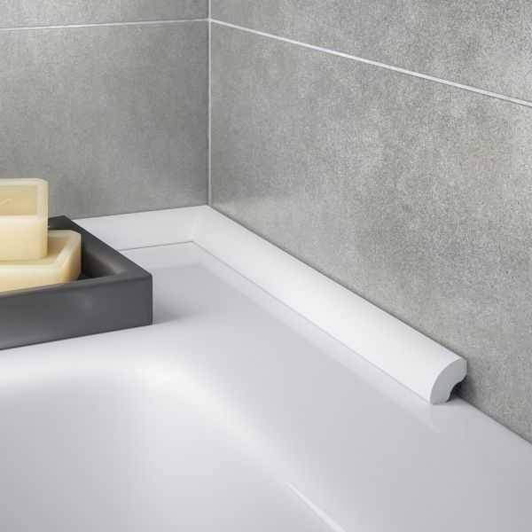 Напольные плинтуса для ванной комнаты: советы по выбору и правила монтажа