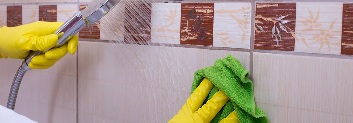 Средство для мытья плитки в ванной: виды загрязнений, эффективные методы очистки