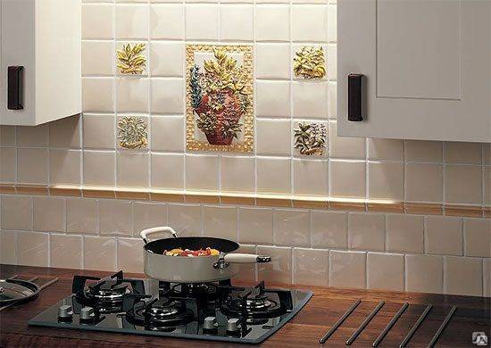 Фартук из керамической плитки: примеры выкладки на кухне