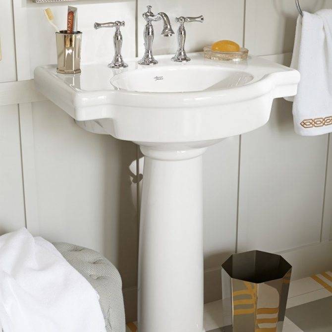 Раковины-тюльпаны — стильное решение для ванной комнаты