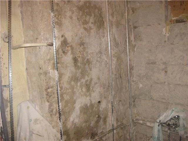 Подготовка стен и пола в ванной под плитку