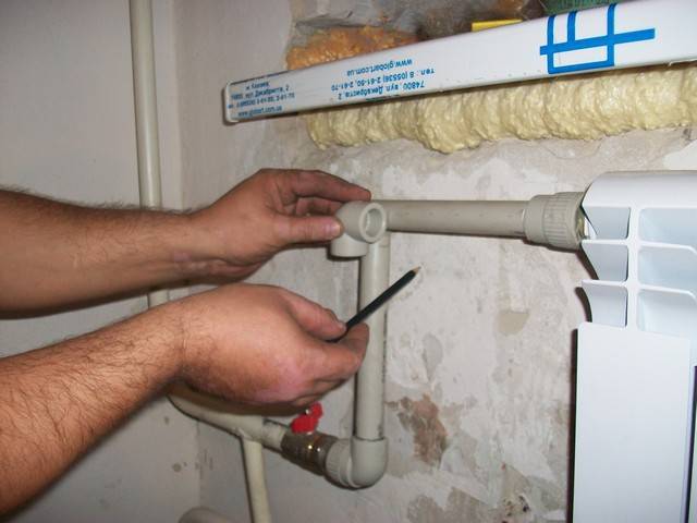 Монтаж и замена радиаторов отопления, монтаж внутрипольных конвекторов