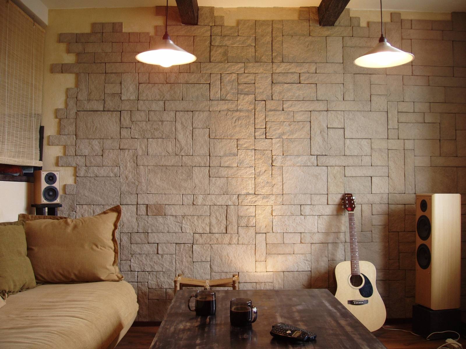 Декоративная плитка: гипсовая для внутренней отделки, облицовочный дикий камень для квартиры, каменная на стены, кирпич леруа мерлен