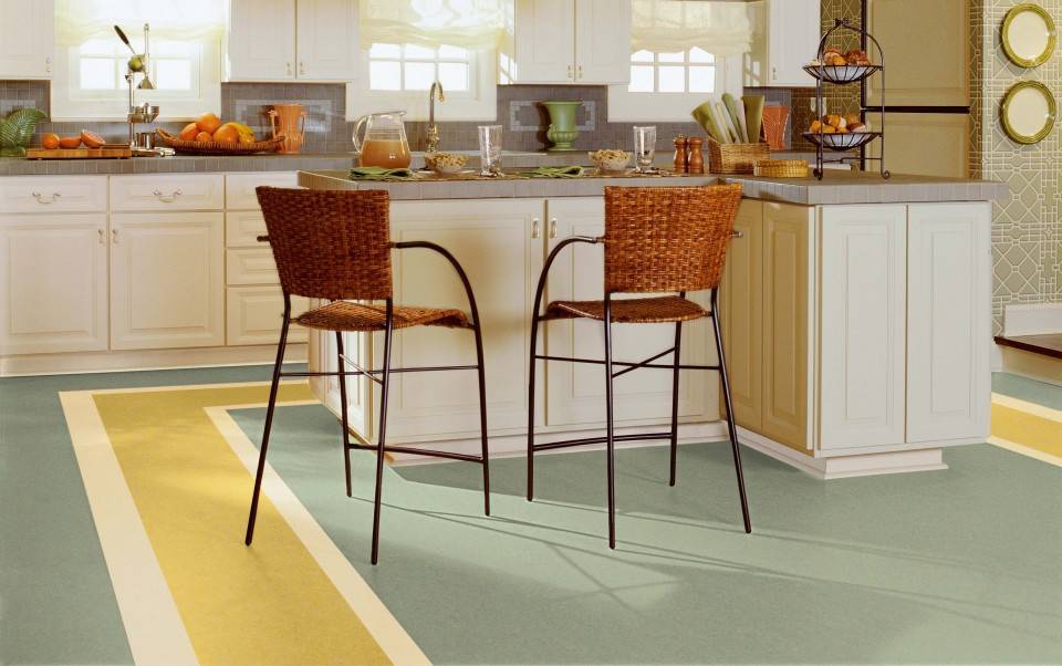 Какую плитку положить на кухне на пол и фартук: как подобрать, фото дизайна