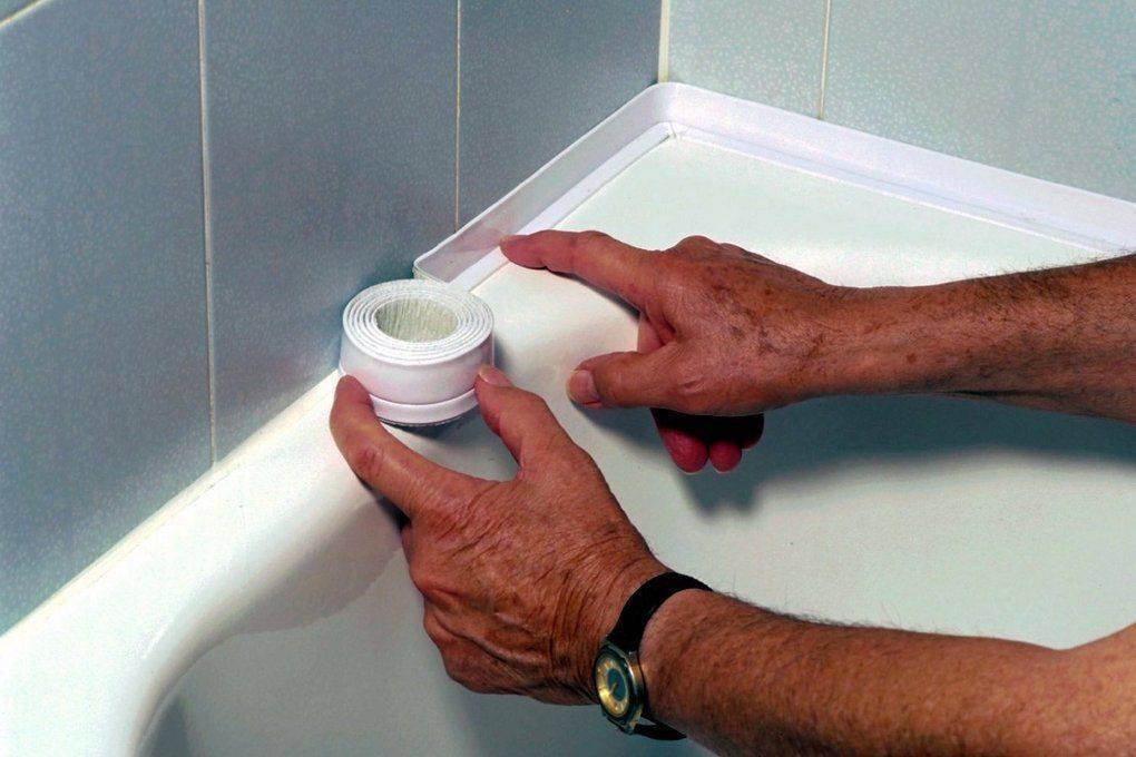 Как выбрать уголок для ванны и какой бордюр прослужит дольше, пластиковый или керамический