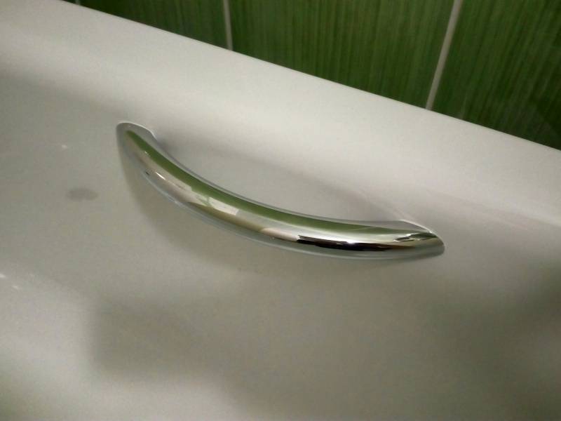 Ручки для ванны чтобы удобно было вставать