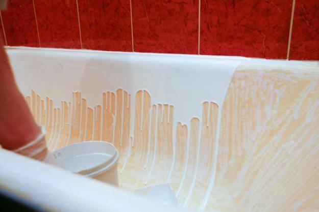 Как покрасить ванну своими руками – выбор и технология нанесения краски