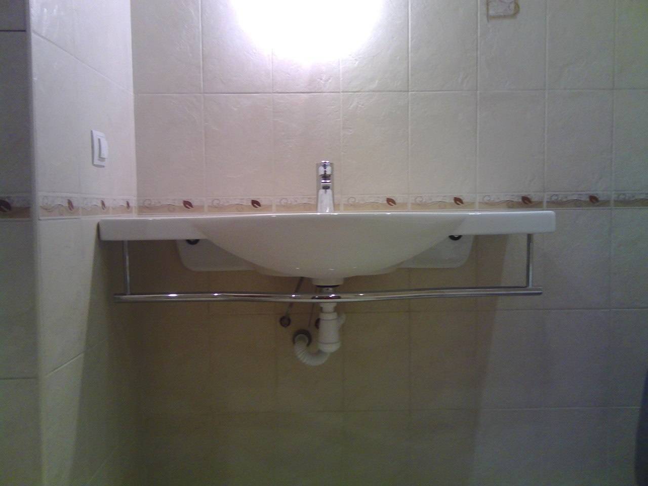Крепление раковины к стене в ванной
крепление раковины к стене в ванной