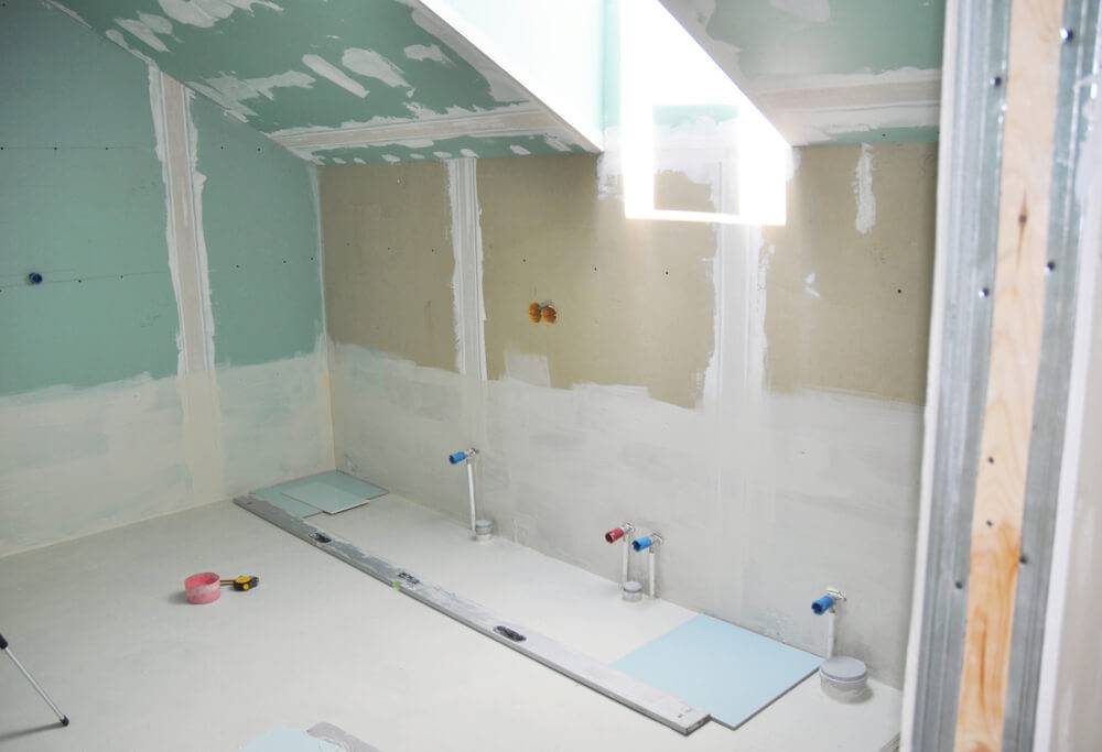Как сделать гипсокартонный потолок в ванной комнате своими руками