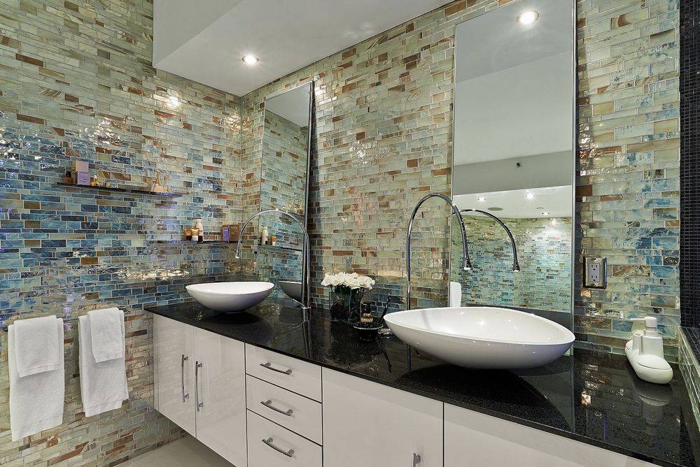 Панель пвх мозаика: как клеить декоративную пластиковую на стену в ванную комнату, самоклеющаяся пластмассовая для кухни