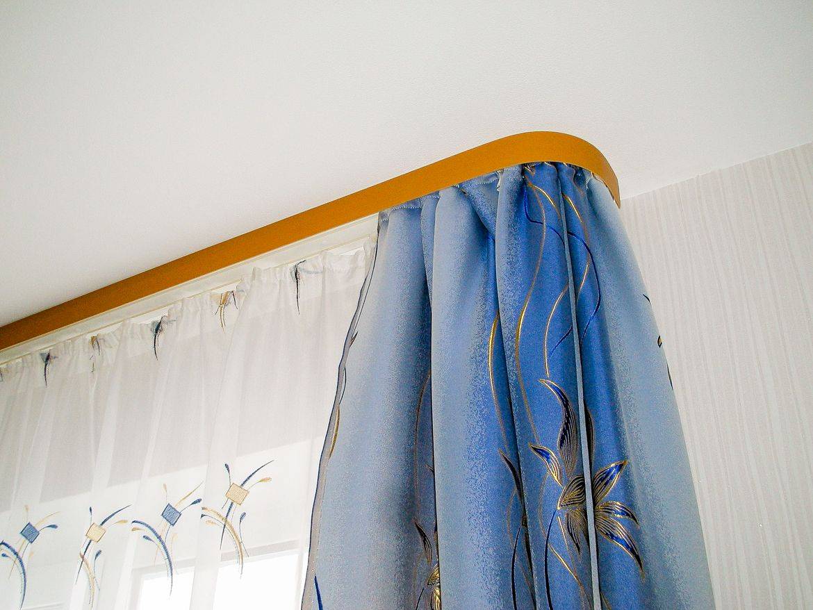 Штанга для шторы в ванную комнату: виды карнизов, советы по выбору карниза для шторки, установка без сверления