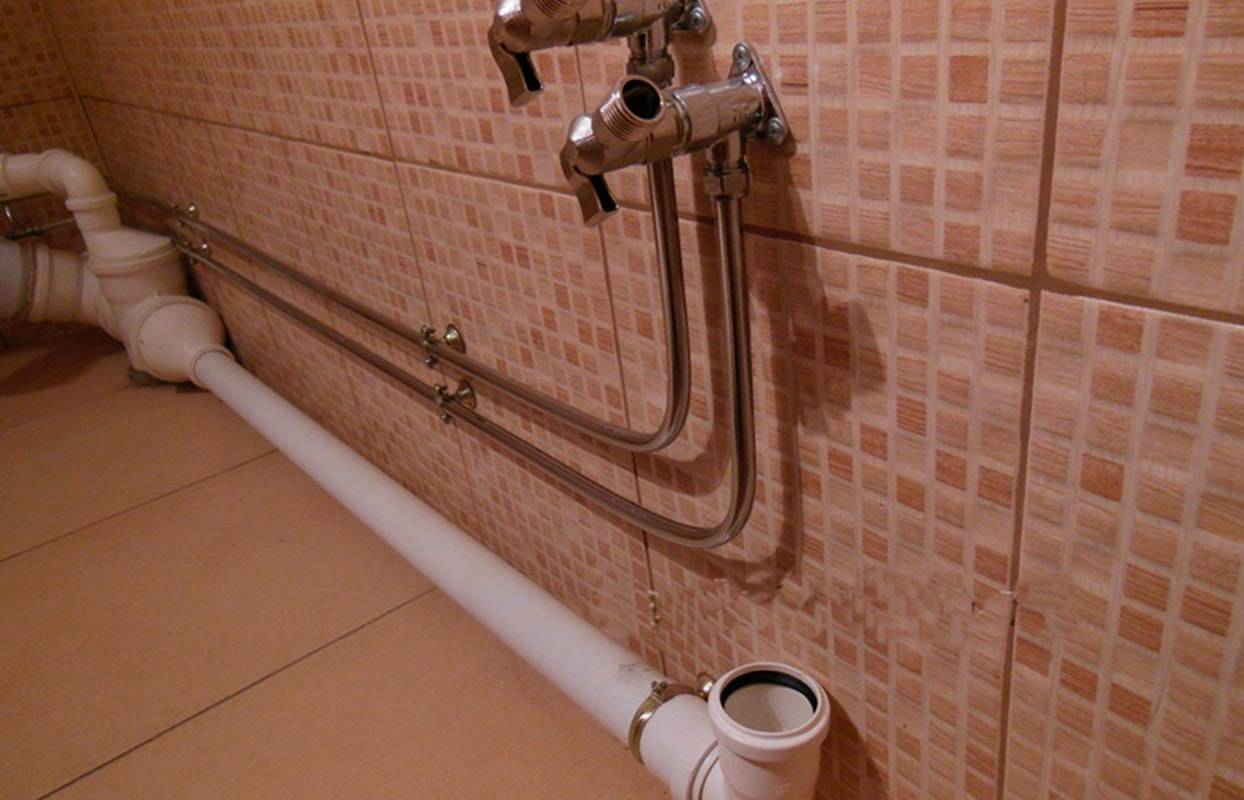 Монтаж канализации из пластиковых труб: устройство системы | ремонт и дизайн ванной комнаты