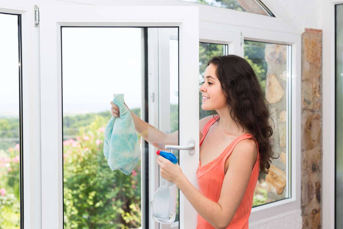 Как ухаживать за пластиковыми окнами: уход за окнами пвх своими руками