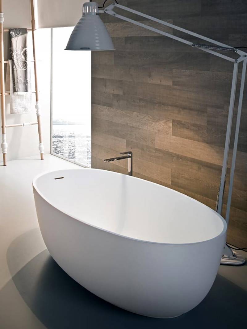 Комфортабельная угловая ванная - 35 фото идей дизайна интерьера