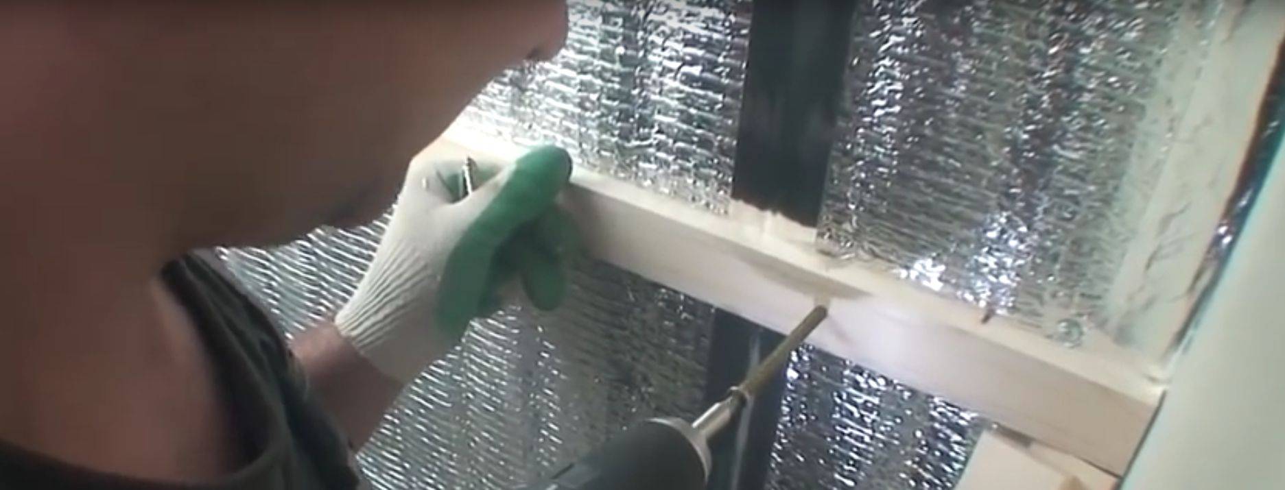 Клей для пвх панелей: чем клеить пластик к стене?