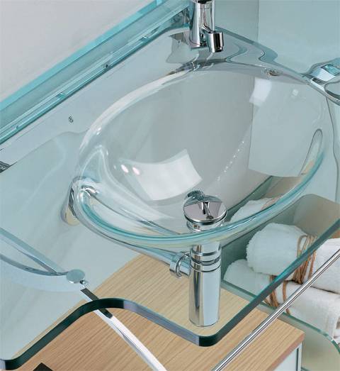Стеклянные раковины для ванной комнаты — обзор оригинальной сантехники