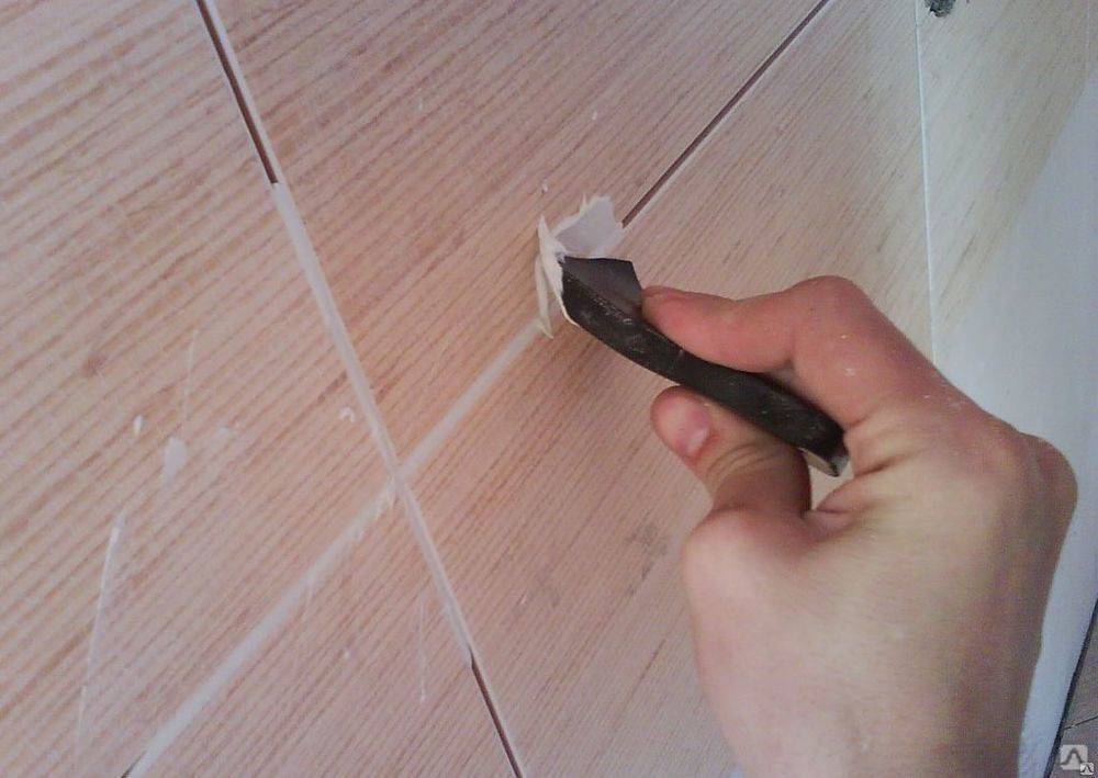 Как обрабатывать швы напольной плитки в ванной: подготовка, затирка швов, видео