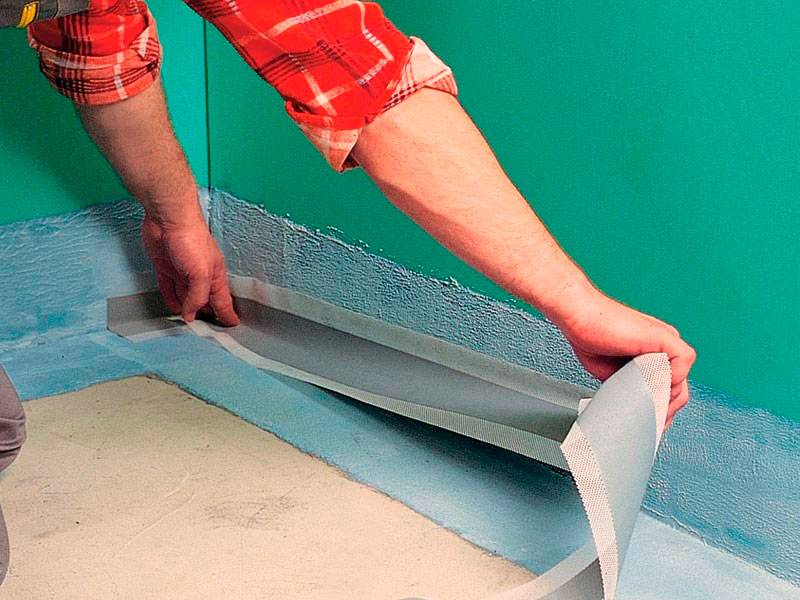 Гидроизоляция пола в ванной под плитку — правила монтажа
