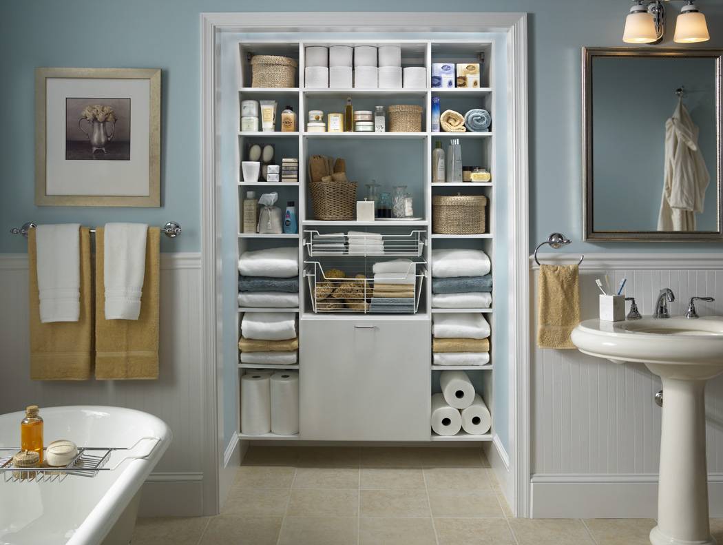 Ванная комната, способы организации шкафчиков, до и после, видео инструкция