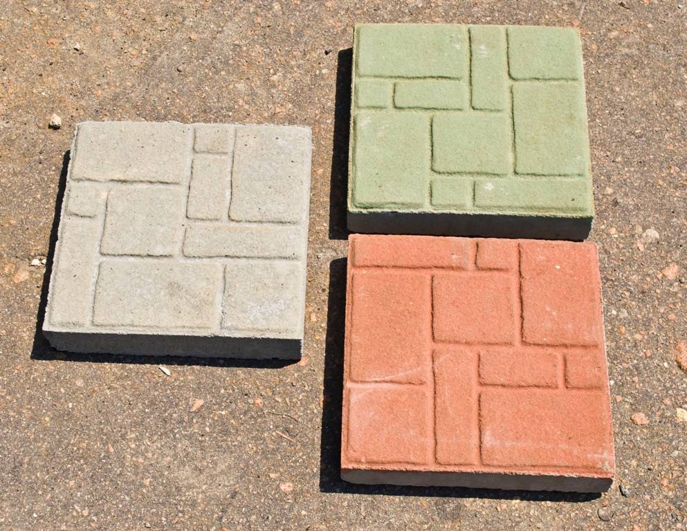 Тротуарная плитка своими руками – изготовление бетонной плитки для дорожек в домашних условиях: технология, раствор, формы, фото-видео