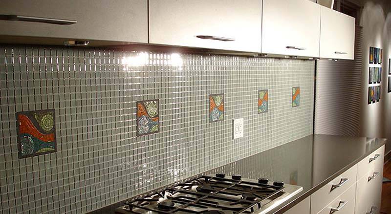 Мозаика для кухни: как приклеить мозаику на кухне своими руками?