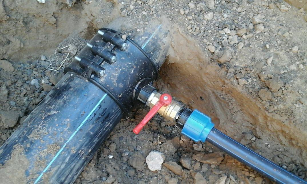 Как врезаться в пластиковую водопроводную трубу: способы и особенности врезки