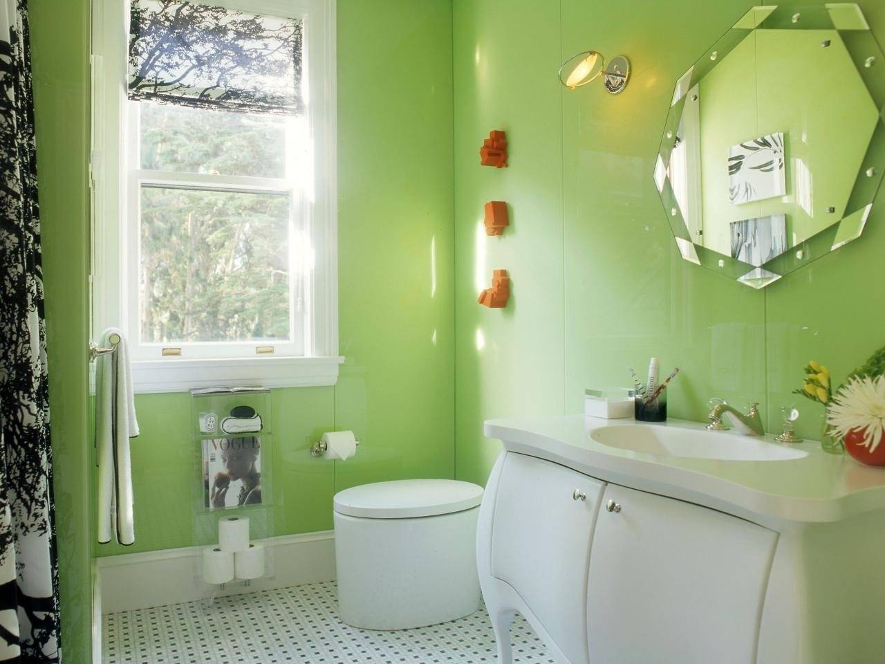 Как покрасить стены в ванной своими руками качественно