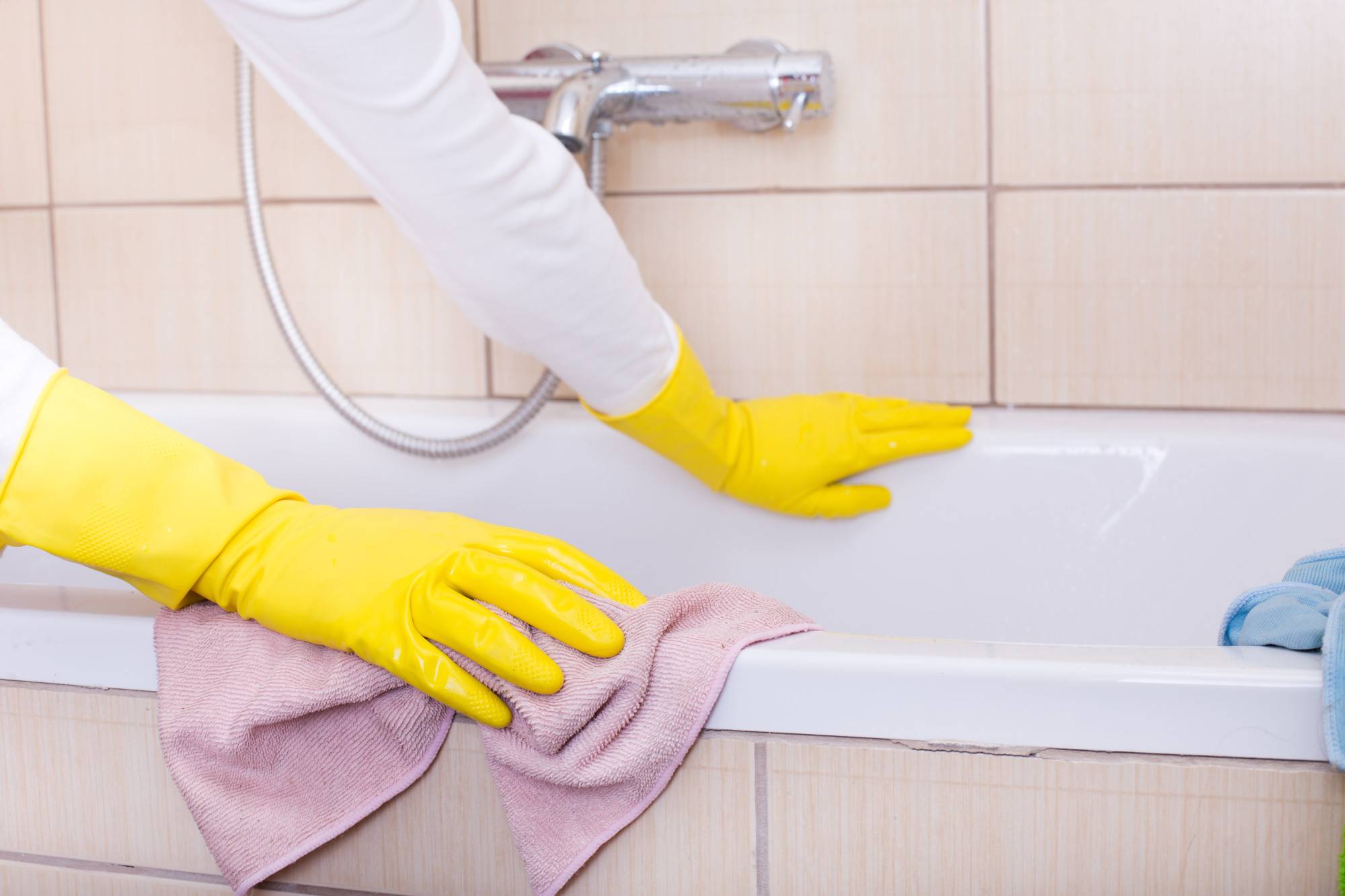Как отбелить ванну в домашних условиях без лишних усилий