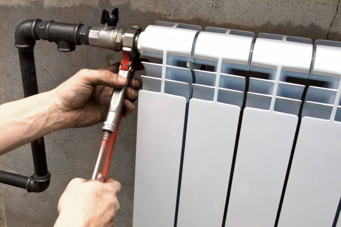 Установка биметаллических радиаторов отопления: монтаж и подключение, стоимость батарей