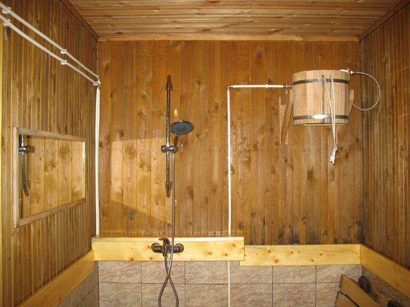 Душ в деревянном доме своими руками: гидроизоляция стен и пола