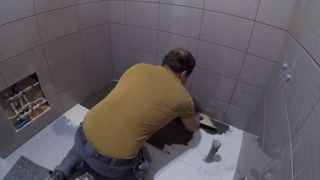 Как положить плитку в туалете своими руками на стену – монтаж
