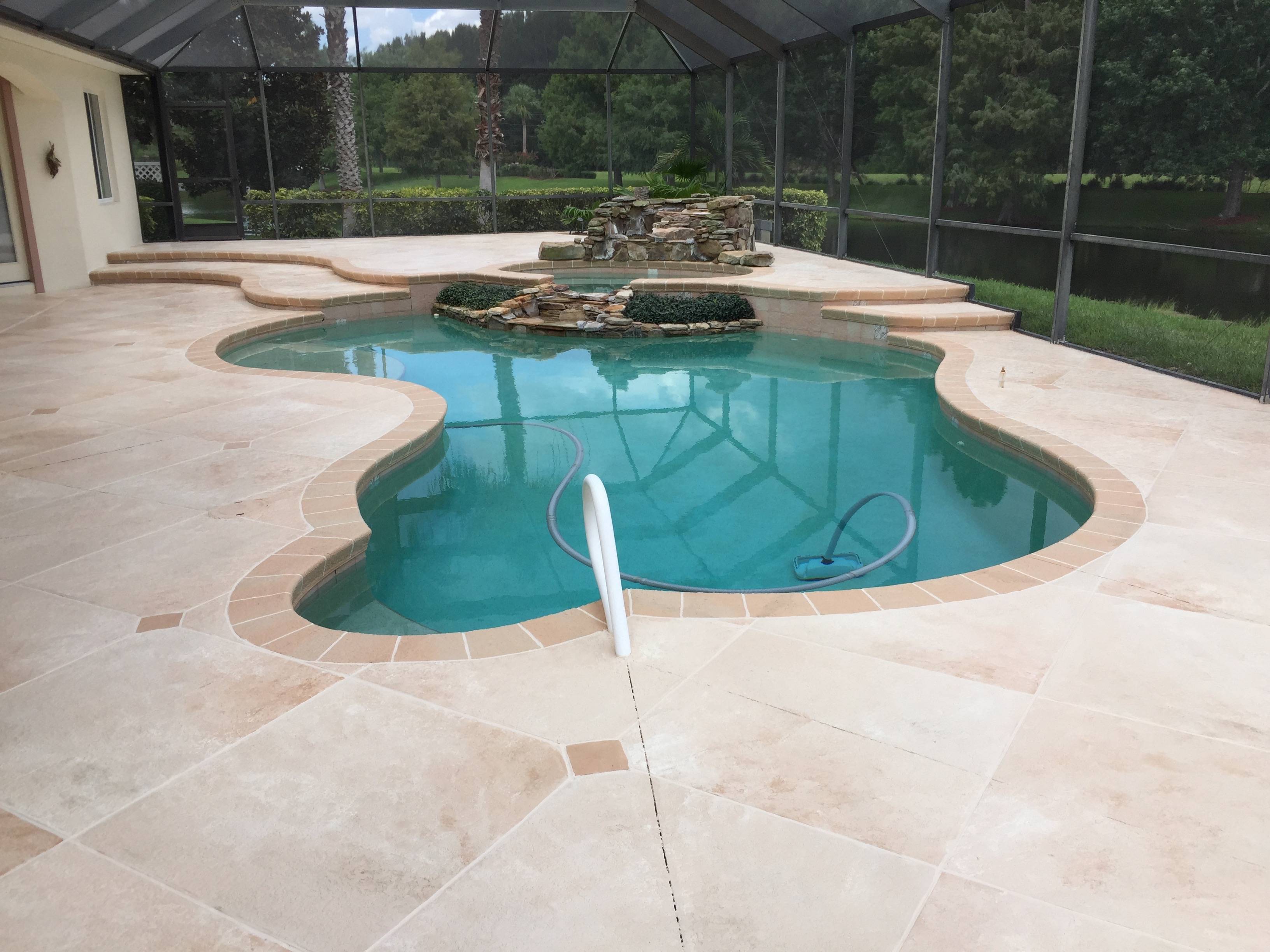 Бордюрный камень для бассейна: копинговые, бетонные, бортовые конструкции с галькой, как правильно выбрать, средняя стоимость