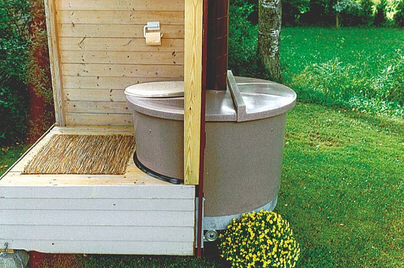 Установка торфяного туалета (биотуалета, туалетные домики, сидушки) на даче: схема