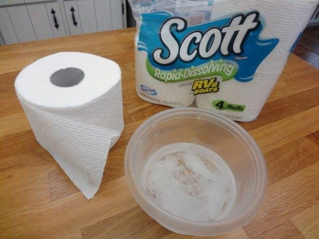 Влажная туалетная бумага можно смывать