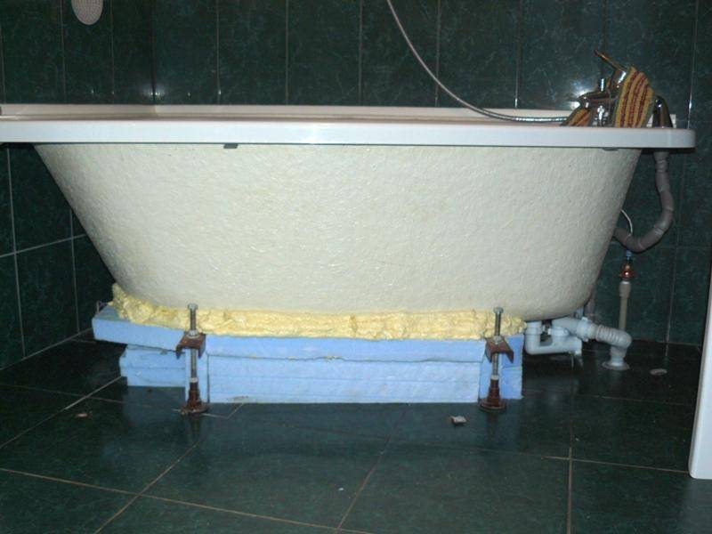 Как установить ванну на кирпичи - установка ванны на кирпичи - vannayasvoimirukami.ru